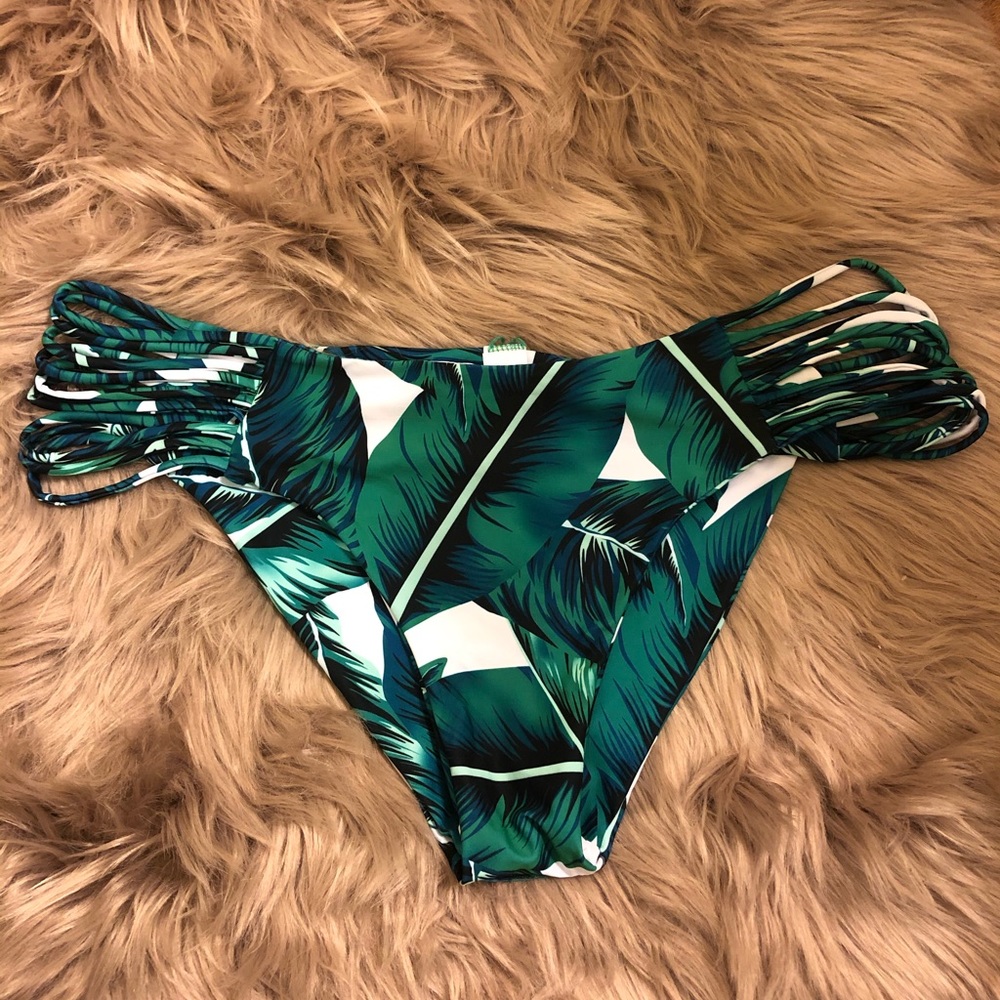 Bikini bottoms